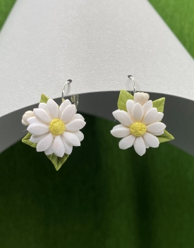 Auskari "Margrietiņas" šarmantās