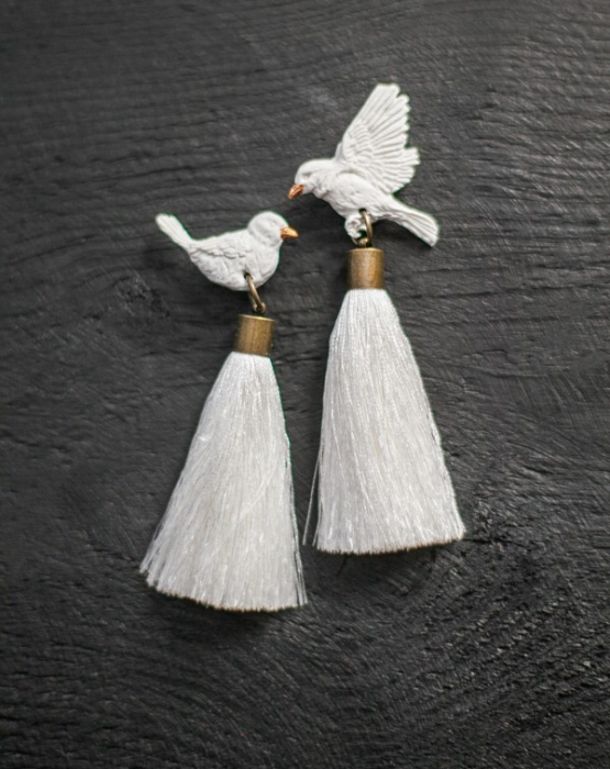 Earrings &quot;White thrush&quot; with tassels Nr.2