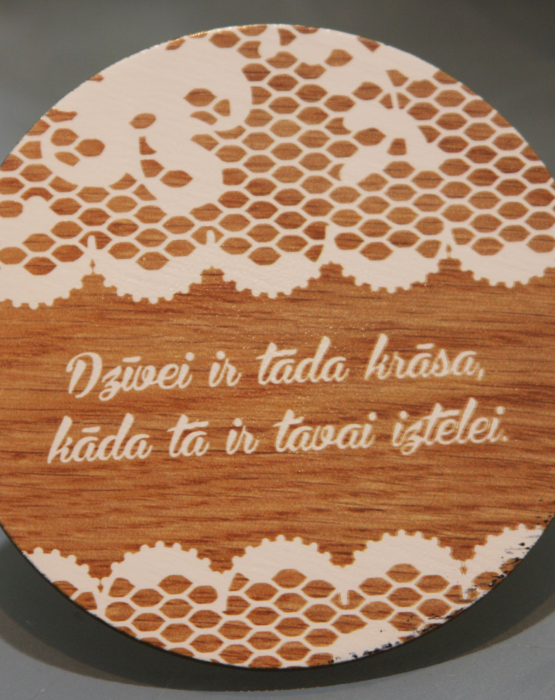 Mežģīņu krūzes paliktnis Nr.1